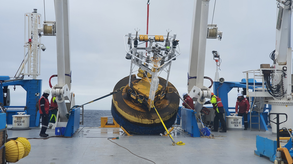 RV Investigator recovers and deploys IMOS deep water moorings in the Southern Ocean